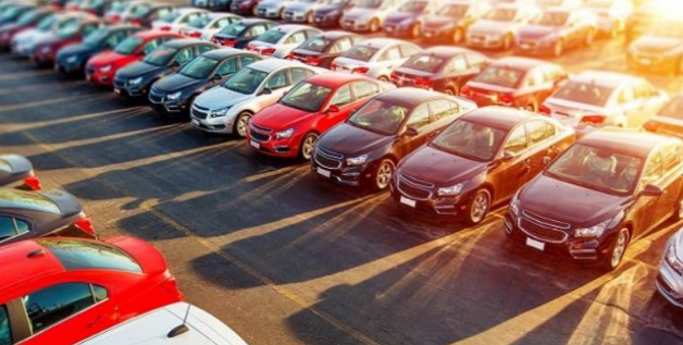 تطبيق للتحقق من تاريخ السيارات المستعملة