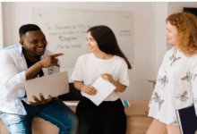 أفضل تطبيق لتعلم المحادثة باللغة الإنجليزية